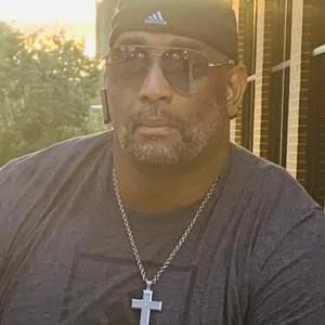 Meet your Posher, Gregory